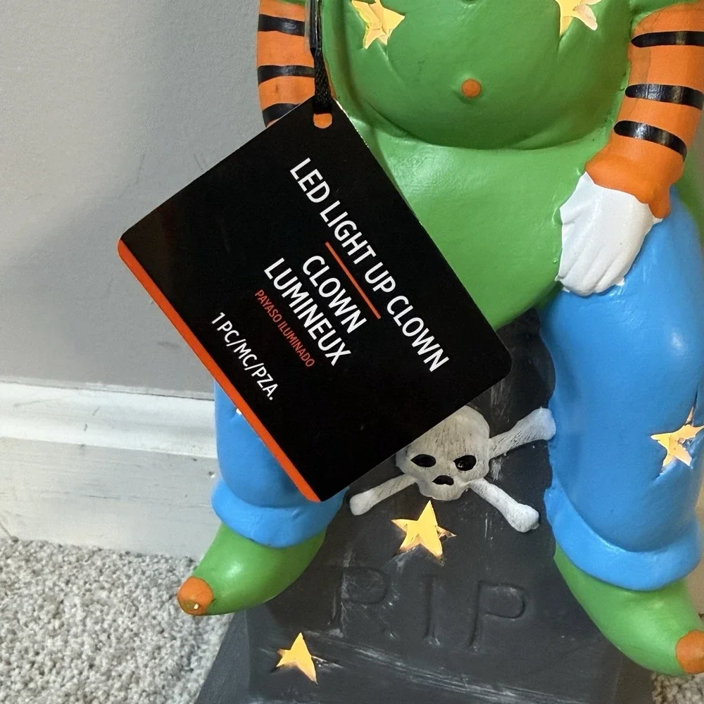 2 Rare Killer Clowns Halloween Decor Discontinued Light Up Table Circus Clown